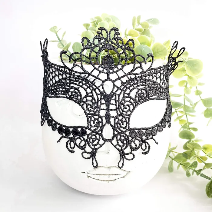 Eccentric Playroom Essentials Anal Black Masquerade Lace Mask